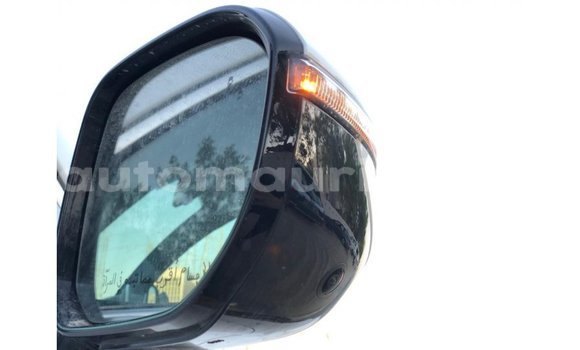 Buy Import Kia Carens White Car in Import - Dubai in Adrar Buy Import Kia Carens White Car in Import - Dubai in Adrar