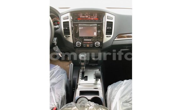 Buy Import Mitsubishi Pajero Black Car in Import - Dubai in Adrar Buy Import Mitsubishi Pajero Black Car in Import - Dubai in Adrar