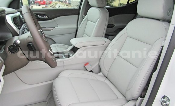 Buy Used GMC Acadia White Car in Adel Bagrou in Hodh ech Chargui Buy Used GMC Acadia White Car in Adel Bagrou in Hodh ech Chargui