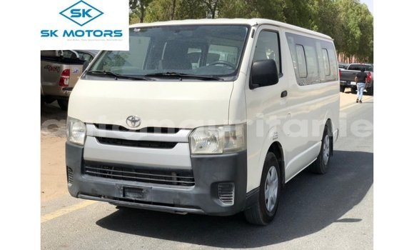 Buy Import Toyota Hiace White Car in Import - Dubai in Adrar