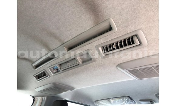 Buy Import Toyota Hiace White Car in Import - Dubai in Adrar Buy Import Toyota Hiace White Car in Import - Dubai in Adrar