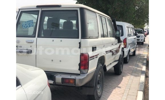Buy Import Toyota Land Cruiser Other Car in Import - Dubai in Adrar Buy Import Toyota Land Cruiser Other Car in Import - Dubai in Adrar