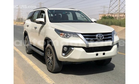 Buy Import Toyota Fortuner White Car in Import - Dubai in Adrar Buy Import Toyota Fortuner White Car in Import - Dubai in Adrar