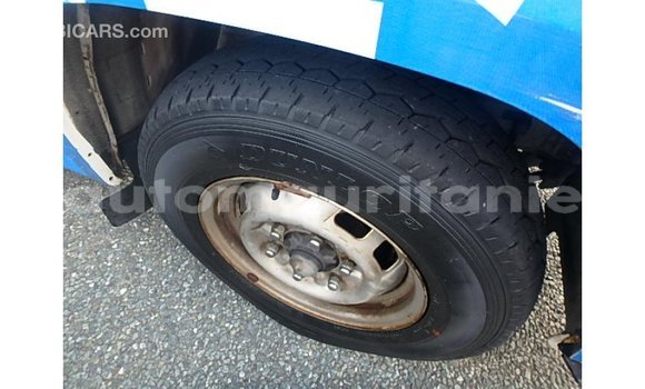 Acheter Import Voiture Nissan Caravan Blanc à Import - Dubai, Adrar Acheter Import Voiture Nissan Caravan Blanc à Import - Dubai, Adrar