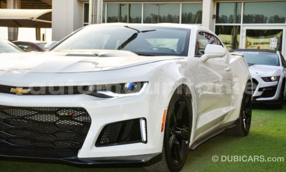 Acheter Import Voiture Chevrolet Camaro Blanc à Import - Dubai, Adrar Acheter Import Voiture Chevrolet Camaro Blanc à Import - Dubai, Adrar