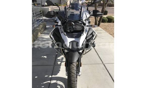 Buy Used BMW R1200GS Adventure Blue Bike in Nouakchott in West Nouakchott Buy Used BMW R1200GS Adventure Blue Bike in Nouakchott in West Nouakchott