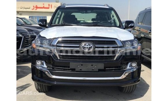 Acheter Import Voiture Toyota Land Cruiser Noir à Import - Dubai, Adrar Acheter Import Voiture Toyota Land Cruiser Noir à Import - Dubai, Adrar