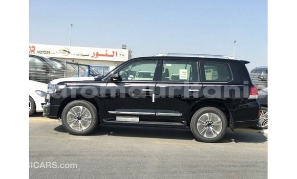 Acheter Import Voiture Toyota Land Cruiser Noir à Import - Dubai, Adrar Acheter Import Voiture Toyota Land Cruiser Noir à Import - Dubai, Adrar