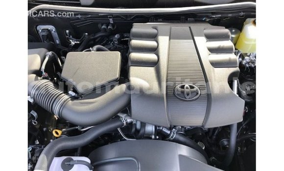 Acheter Import Voiture Toyota Land Cruiser Noir à Import - Dubai, Adrar Acheter Import Voiture Toyota Land Cruiser Noir à Import - Dubai, Adrar