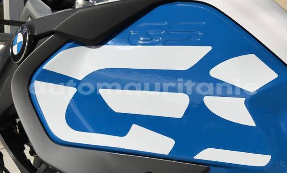 Buy Used BMW R1200GS Adventure Blue Bike in Nouakchott in West Nouakchott Buy Used BMW R1200GS Adventure Blue Bike in Nouakchott in West Nouakchott