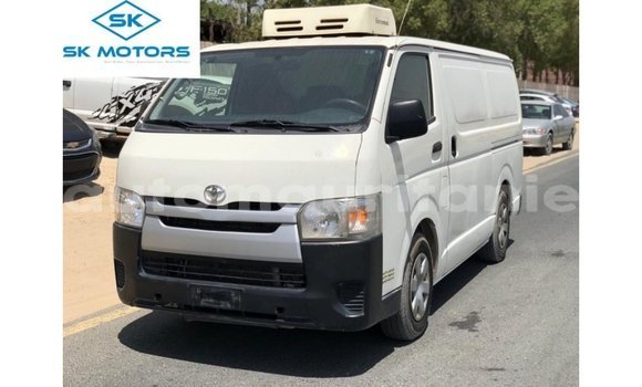 Buy Import Toyota Hiace White Car in Import - Dubai in Adrar