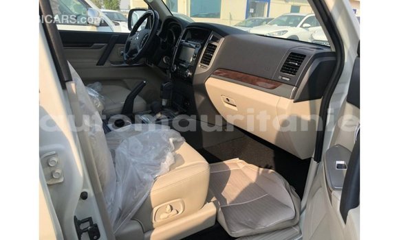 Buy Import Mitsubishi Pajero Black Car in Import - Dubai in Adrar Buy Import Mitsubishi Pajero Black Car in Import - Dubai in Adrar