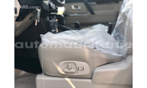 Buy Import Mitsubishi Pajero Black Car in Import - Dubai in Adrar Buy Import Mitsubishi Pajero Black Car in Import - Dubai in Adrar