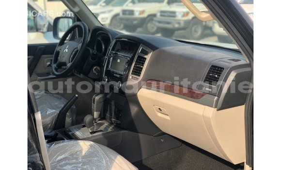 Buy Import Mitsubishi Pajero Black Car in Import - Dubai in Adrar Buy Import Mitsubishi Pajero Black Car in Import - Dubai in Adrar