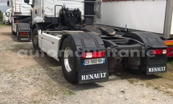 Acheter Import Utilitaire Renault TRM 10000 Bleu à Nouakchott, Nouakchott Ouest Acheter Import Utilitaire Renault TRM 10000 Bleu à Nouakchott, Nouakchott Ouest