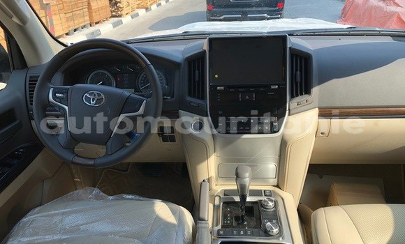 Buy Used Toyota Land Cruiser White Car in Nouakchott in West Nouakchott Buy Used Toyota Land Cruiser White Car in Nouakchott in West Nouakchott