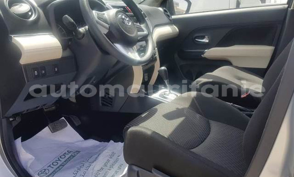 Buy Used Toyota Rush Silver Car in 'Ayun–al–'Atrus in Hudh-al-Gharbi Buy Used Toyota Rush Silver Car in 'Ayun–al–'Atrus in Hudh-al-Gharbi