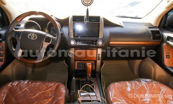 Acheter Import Voiture Toyota Prado Blanc à Import - Dubai, Adrar Acheter Import Voiture Toyota Prado Blanc à Import - Dubai, Adrar