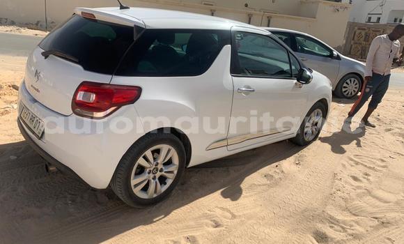 Acheter Occasion Voiture Citroen DS3 Blanc à Nouakchott, Nouakchott Ouest Acheter Occasion Voiture Citroen DS3 Blanc à Nouakchott, Nouakchott Ouest