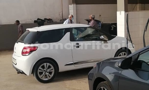 Acheter Occasion Voiture Citroen DS3 Blanc à Nouakchott, Nouakchott Ouest Acheter Occasion Voiture Citroen DS3 Blanc à Nouakchott, Nouakchott Ouest