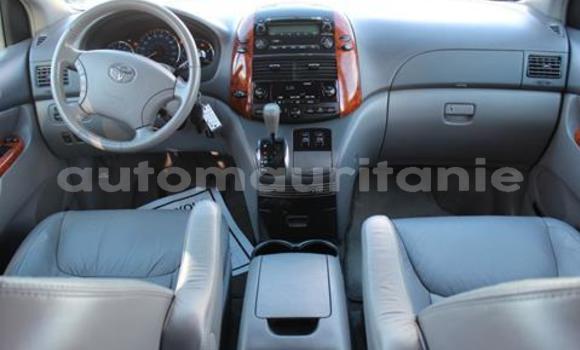 Buy Used Toyota Sienna White Car in Adel Bagrou in Hodh ech Chargui Buy Used Toyota Sienna White Car in Adel Bagrou in Hodh ech Chargui