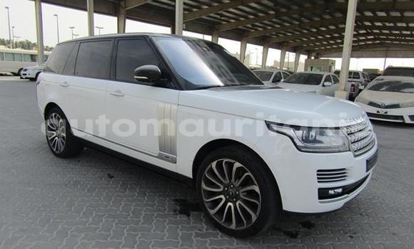 Buy Used Land Rover Range Rover White Car in Aioun in Hodh El Gharbi Buy Used Land Rover Range Rover White Car in Aioun in Hodh El Gharbi