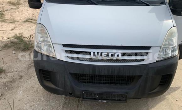 Acheter Import Utilitaire Iveco Daily Blanc à Nouakchott, Nouakchott Ouest