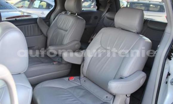 Buy Used Toyota Sienna White Car in Adel Bagrou in Hodh ech Chargui Buy Used Toyota Sienna White Car in Adel Bagrou in Hodh ech Chargui