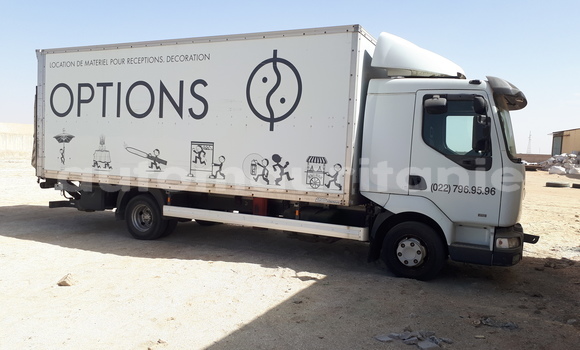 Acheter Import Utilitaire Renault PJ Blanc à Nouakchott, Nouakchott Ouest Acheter Import Utilitaire Renault PJ Blanc à Nouakchott, Nouakchott Ouest