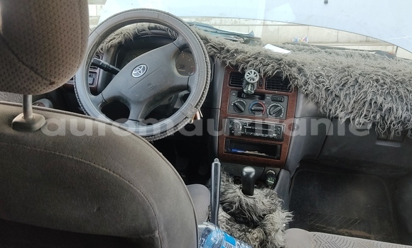 Acheter Occasion Voiture Toyota Avensis Blanc à Arafat, Wilaya du Trarza Acheter Occasion Voiture Toyota Avensis Blanc à Arafat, Wilaya du Trarza