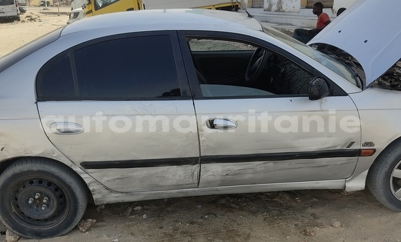 Acheter Occasion Voiture Toyota Avensis Blanc à Arafat, Wilaya du Trarza Acheter Occasion Voiture Toyota Avensis Blanc à Arafat, Wilaya du Trarza