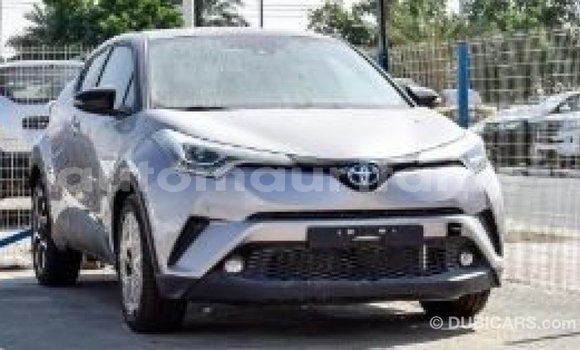 Acheter Import Voiture Toyota C-HR Autre à Import - Dubai, Adrar Acheter Import Voiture Toyota C-HR Autre à Import - Dubai, Adrar