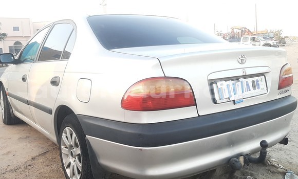 Acheter Occasion Voiture Toyota Avensis Gris à Adel Bagrou, Hodh ech Chargui Acheter Occasion Voiture Toyota Avensis Gris à Adel Bagrou, Hodh ech Chargui