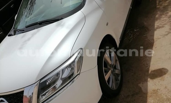 Acheter Occasion Voiture Nissan Pathfinder Blanc à Nouakchott, Nouakchott Ouest
