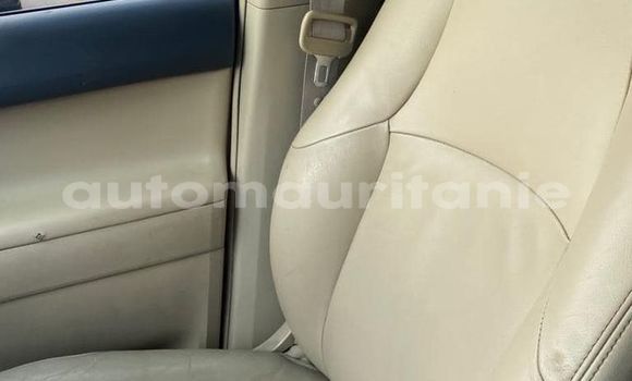 Acheter Occasion Voiture Toyota Land Cruiser Prado Blanc à Adel Bagrou, Hodh ech Chargui Acheter Occasion Voiture Toyota Land Cruiser Prado Blanc à Adel Bagrou, Hodh ech Chargui