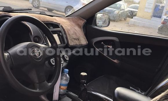 Acheter Occasion Voiture Toyota RAV4 Noir à Adel Bagrou, Hodh ech Chargui Acheter Occasion Voiture Toyota RAV4 Noir à Adel Bagrou, Hodh ech Chargui