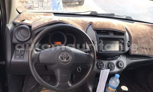 Acheter Occasion Voiture Toyota RAV4 Noir à Adel Bagrou, Hodh ech Chargui Acheter Occasion Voiture Toyota RAV4 Noir à Adel Bagrou, Hodh ech Chargui