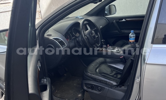 Acheter Occasion Voiture Audi Q7 Gris à Tevragh Zeina, Wilaya du Trarza Acheter Occasion Voiture Audi Q7 Gris à Tevragh Zeina, Wilaya du Trarza