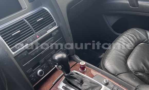 Acheter Occasion Voiture Audi Q7 Gris à Tevragh Zeina, Wilaya du Trarza Acheter Occasion Voiture Audi Q7 Gris à Tevragh Zeina, Wilaya du Trarza