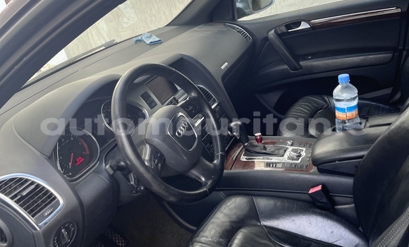 Acheter Occasion Voiture Audi Q7 Gris à Tevragh Zeina, Wilaya du Trarza Acheter Occasion Voiture Audi Q7 Gris à Tevragh Zeina, Wilaya du Trarza