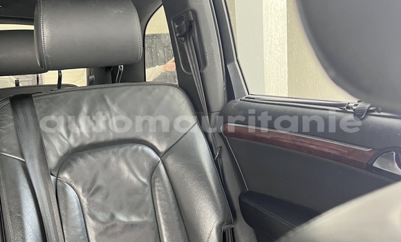 Acheter Occasion Voiture Audi Q7 Gris à Tevragh Zeina, Wilaya du Trarza Acheter Occasion Voiture Audi Q7 Gris à Tevragh Zeina, Wilaya du Trarza