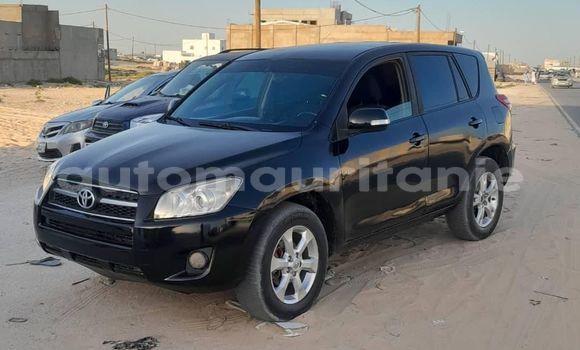 Acheter Occasion Voiture Toyota RAV4 Noir à Arafat, Wilaya du Trarza Acheter Occasion Voiture Toyota RAV4 Noir à Arafat, Wilaya du Trarza