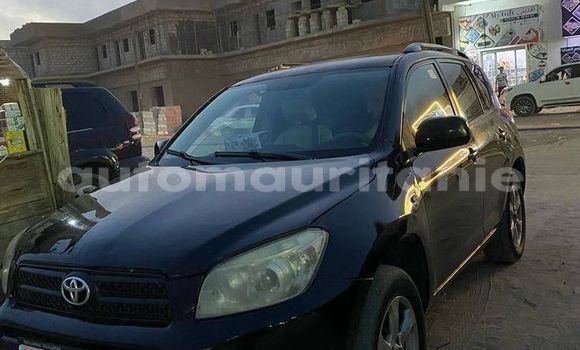 Acheter Occasion Voiture Toyota RAV4 Noir à Adel Bagrou, Hodh ech Chargui Acheter Occasion Voiture Toyota RAV4 Noir à Adel Bagrou, Hodh ech Chargui