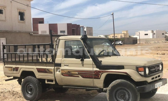 Acheter Occasion Voiture Toyota Land Cruiser Beige à Nouakchott, Nouakchott Ouest Acheter Occasion Voiture Toyota Land Cruiser Beige à Nouakchott, Nouakchott Ouest