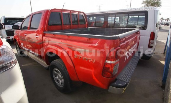 Acheter Import Voiture Toyota Hilux Rouge à Import - Dubai, Adrar Acheter Import Voiture Toyota Hilux Rouge à Import - Dubai, Adrar