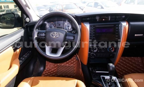 Acheter Import Voiture Toyota Fortuner Autre à Import - Dubai, Adrar Acheter Import Voiture Toyota Fortuner Autre à Import - Dubai, Adrar