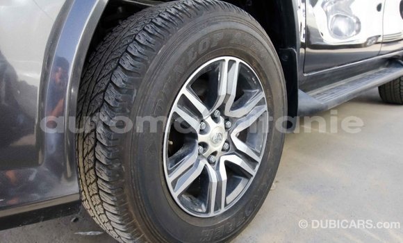 Acheter Import Voiture Toyota Fortuner Autre à Import - Dubai, Adrar Acheter Import Voiture Toyota Fortuner Autre à Import - Dubai, Adrar