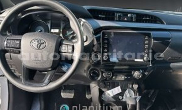 Acheter Occasion Voiture Toyota Hilux Blanc à Import - Dubai, Adrar Acheter Occasion Voiture Toyota Hilux Blanc à Import - Dubai, Adrar