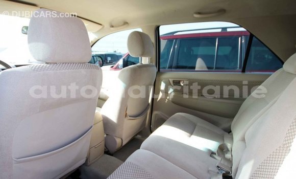 Acheter Import Voiture Toyota Fortuner Blanc à Import - Dubai, Adrar Acheter Import Voiture Toyota Fortuner Blanc à Import - Dubai, Adrar