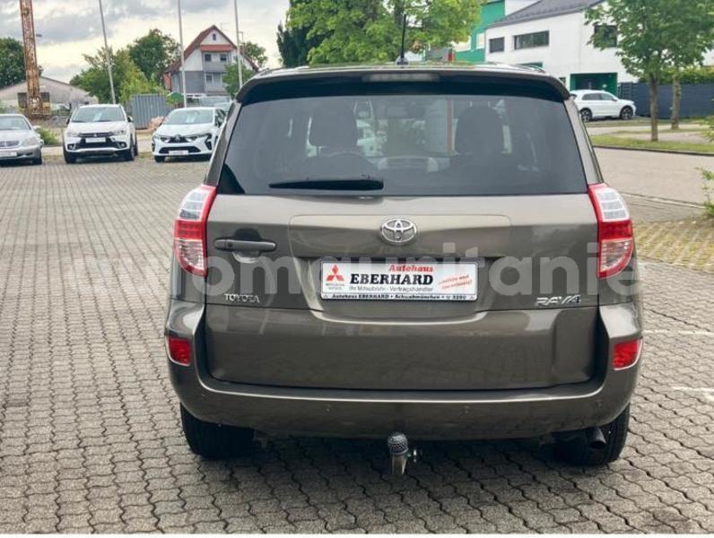 Big with watermark toyota corolla brakna alaq 4829